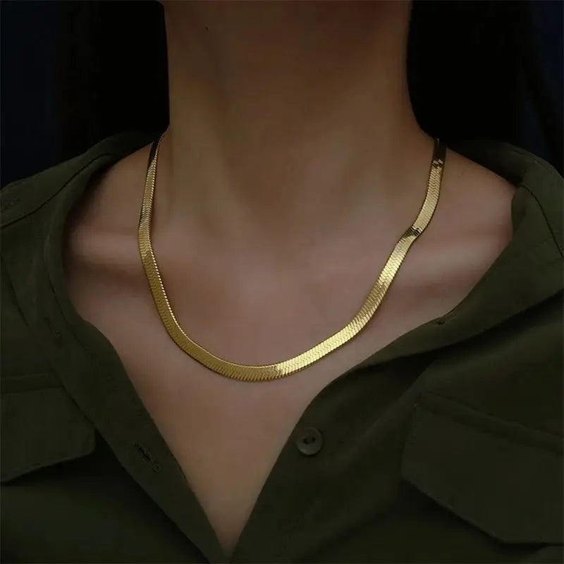 FLAT CHAIN NECKLACE