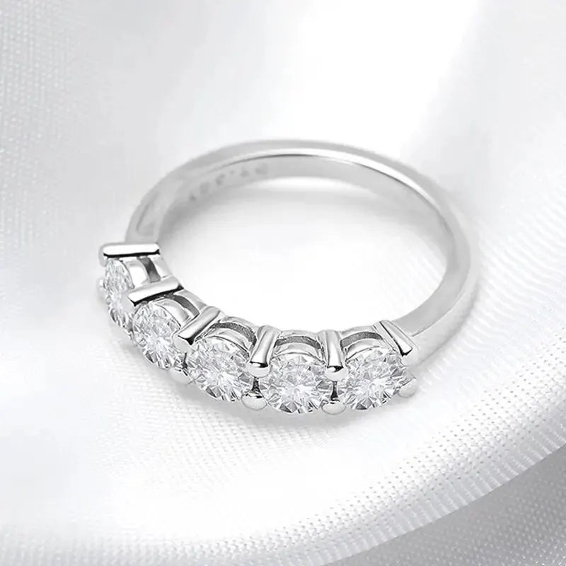 FIVE SPARKLES RING